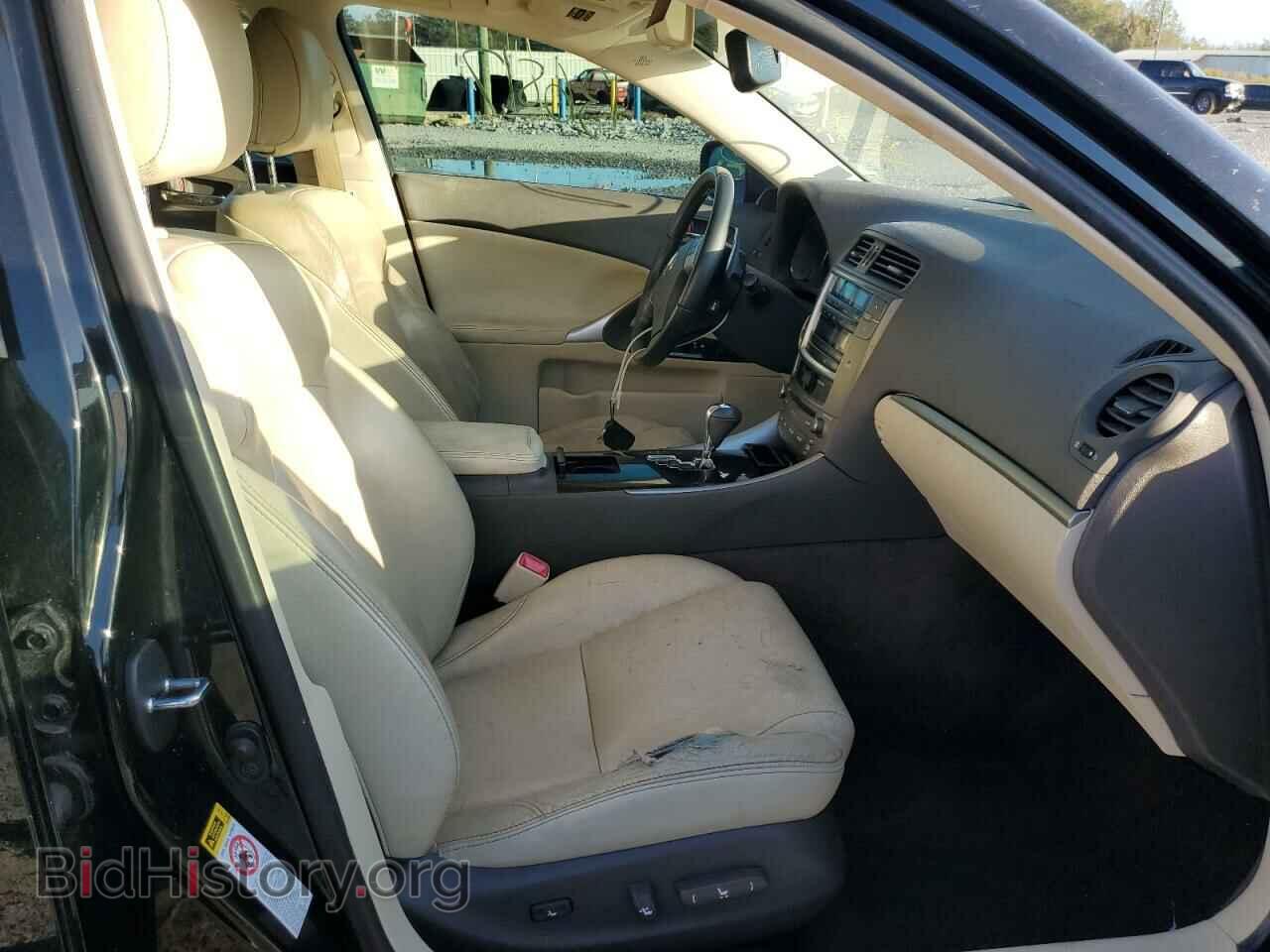 2011 LEXUS IS - VIN: JTHBF5C20B5136036 - Фото 5