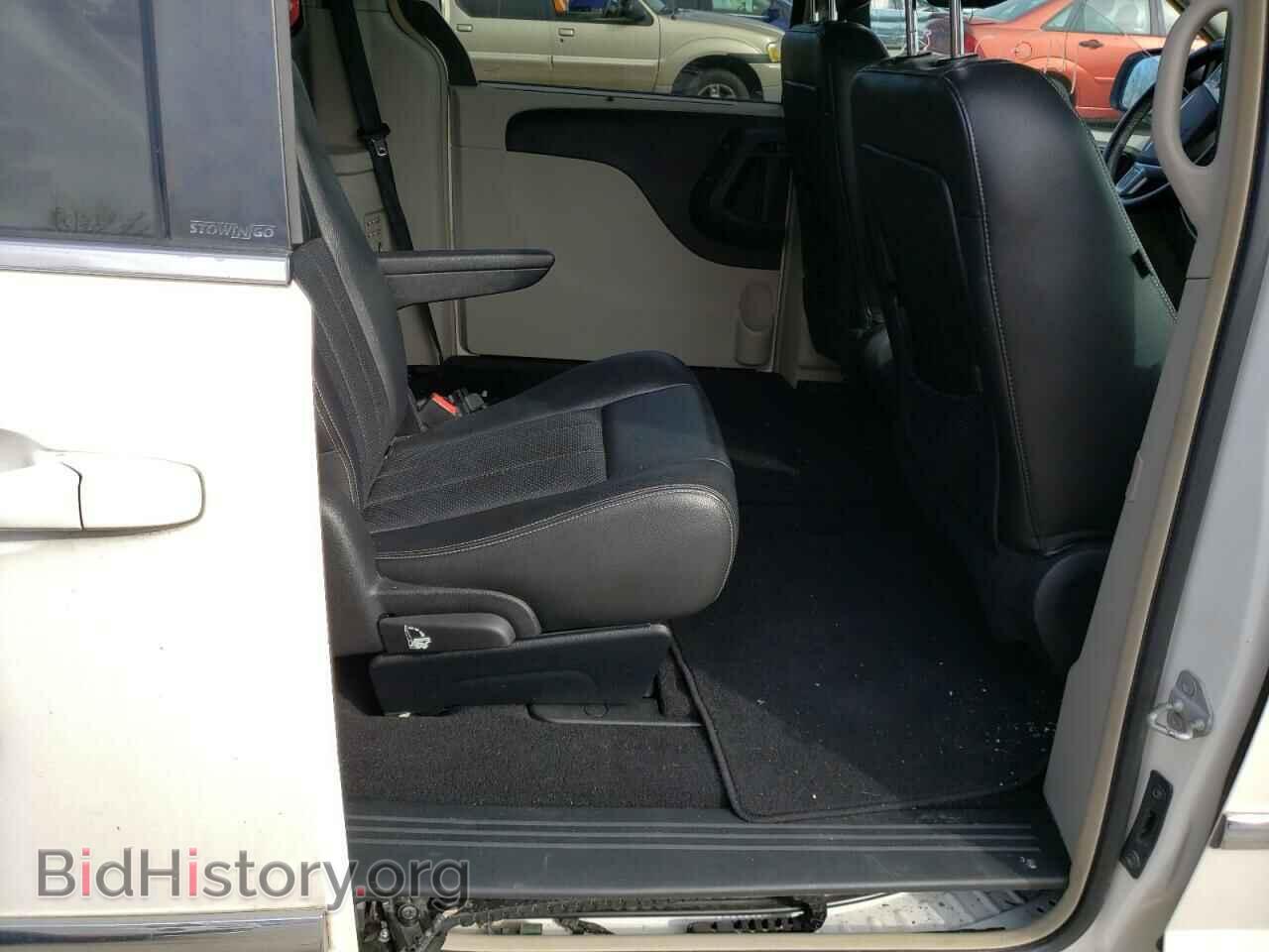 2011 CHRYSLER MINIVAN - VIN: 2A4RR8DG4BR714641 - Фото 6