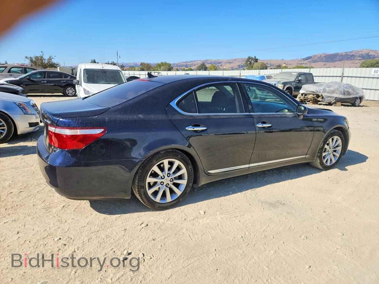 2007 LEXUS LS460 - VIN: JTHBL46F975047879 - Photo 3