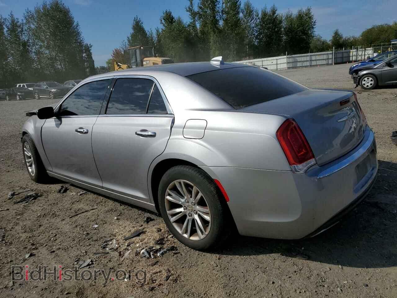 2017 CHRYSLER 300 - VIN: 2C3CCAEG6HH564344 - Фото 2