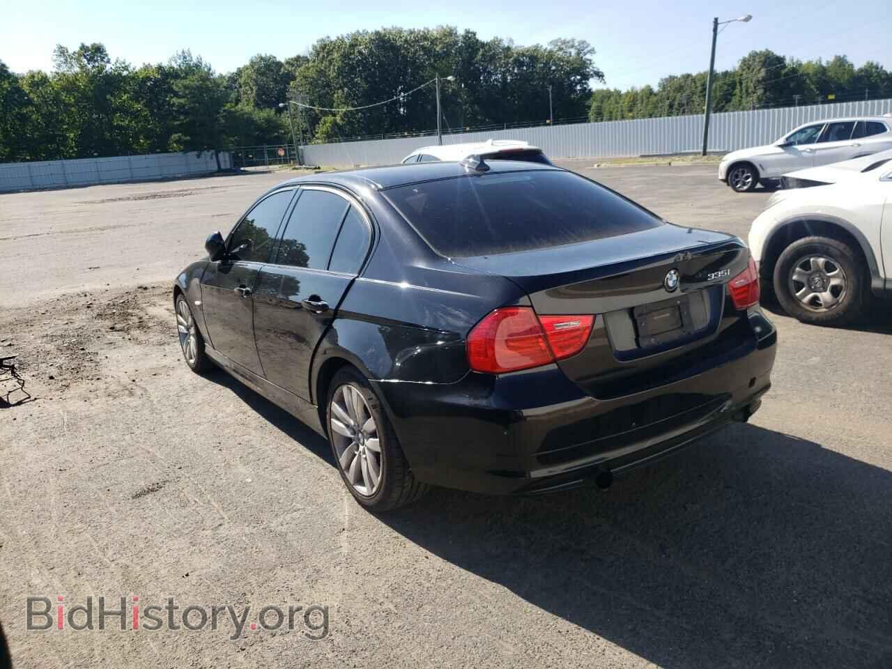 2011 BMW 3 SERIES - VIN: WBAPL5C53BA918071 - Фото 2