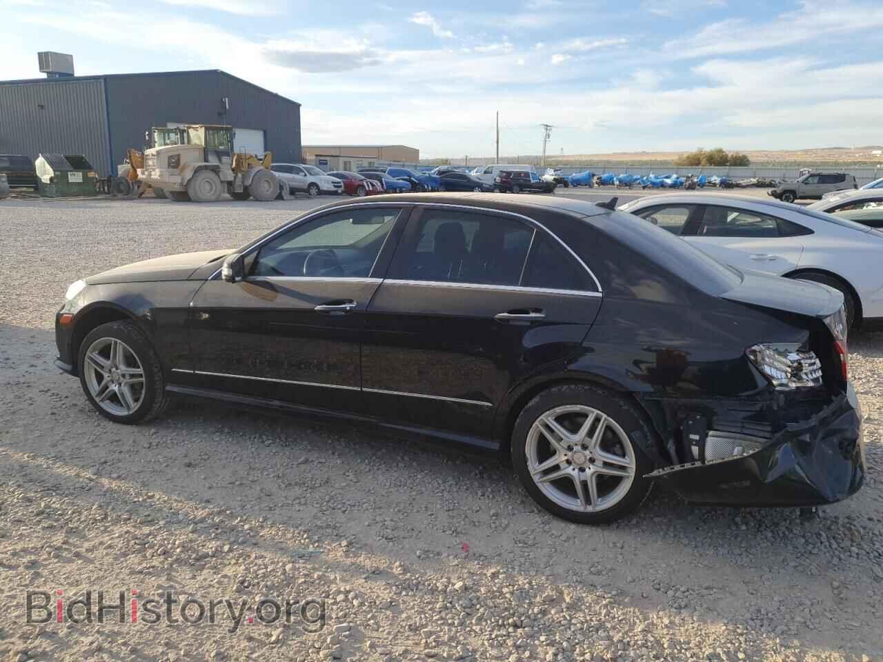2011 MERCEDES-BENZ E-CLASS - VIN: WDDHF9AB5BA432768 - Фото 2