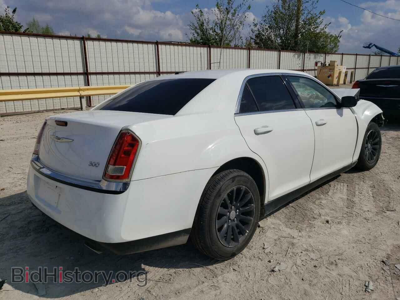 2014 CHRYSLER 300 - VIN: 2C3CCAAG4EH127461 - Фото 3