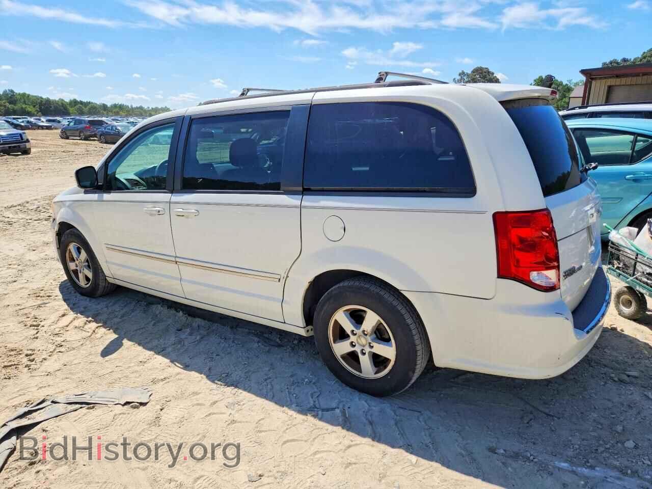 2013 DODGE CARAVAN - VIN: 2C4RDGCG8DR536588 - Фото 2