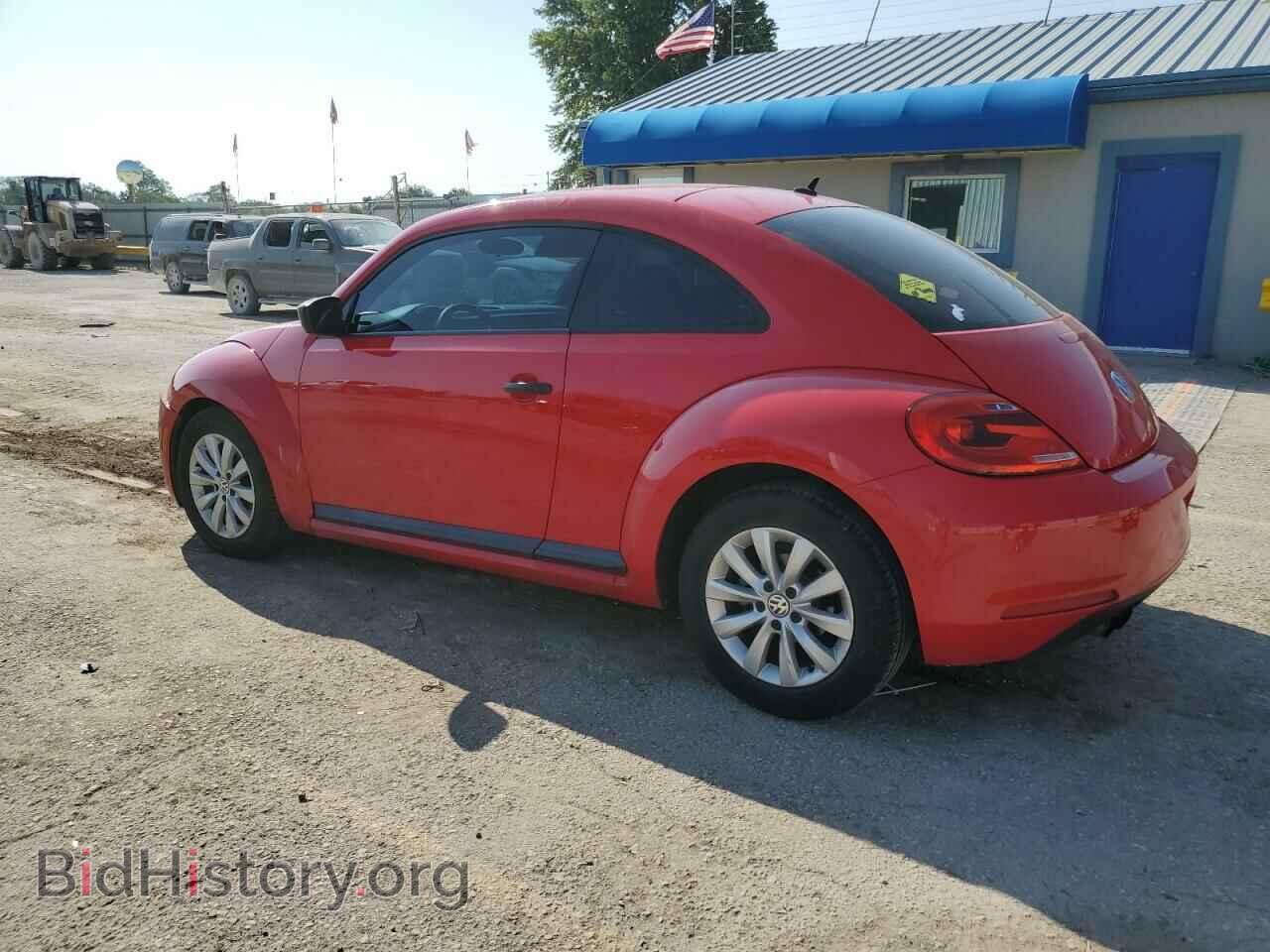 2014 VOLKSWAGEN BEETLE - VIN: 3VWF17AT2EM645839 - Фото 2