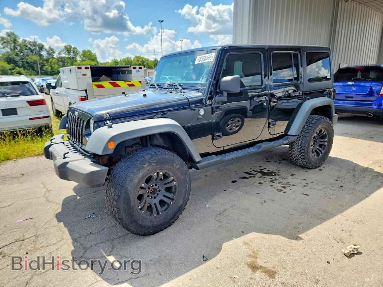 Photo 1J4BA3H18BL637721 - JEEP WRANGLER 2011