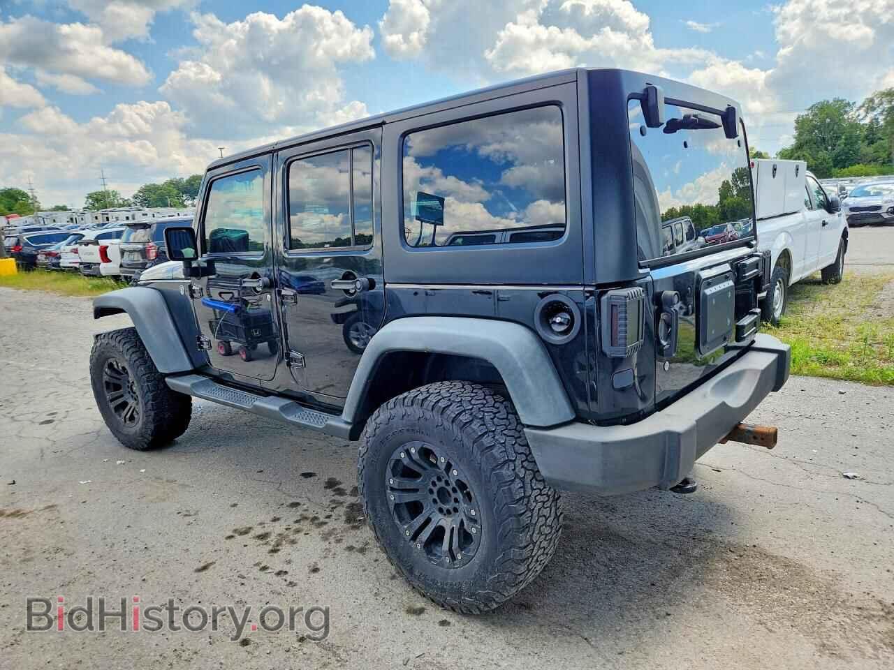 2011 JEEP WRANGLER - VIN: 1J4BA3H18BL637721 - Photo 2
