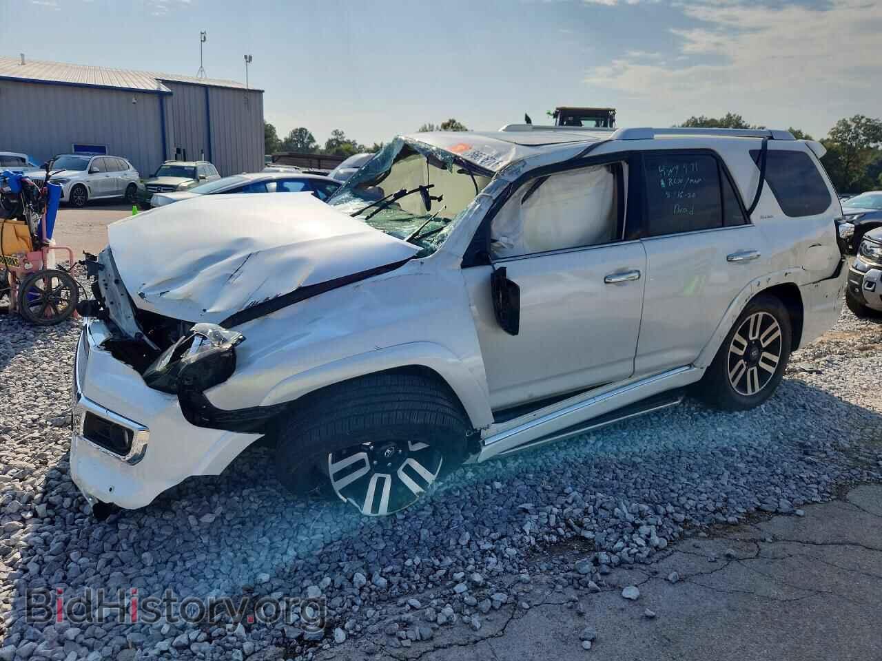 Фотография JTEZU5JR8J5191267 - TOYOTA 4RUNNER 2018