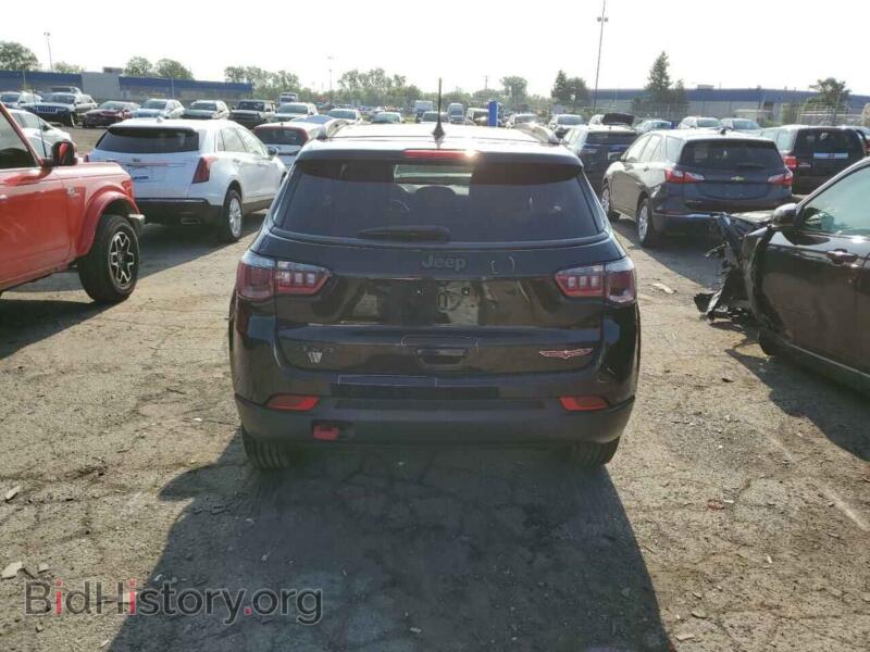 2017 Jeep COMPASS (VIN 3C4NJDDB3HT657492) — фото 6 из 12