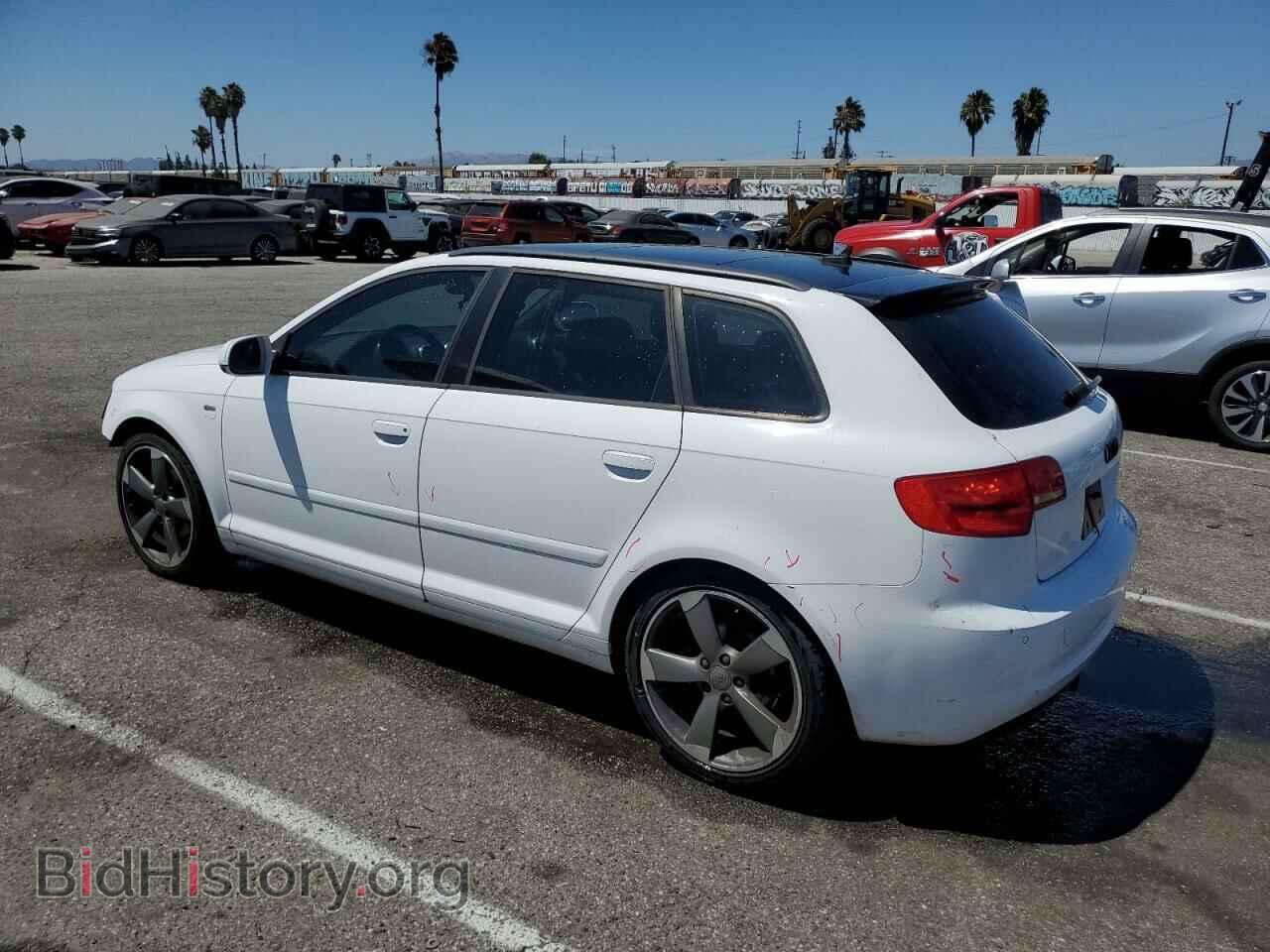 2011 AUDI A3 - VIN: WAUKJAFM4BA014709 - Photo 2