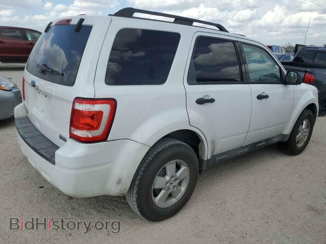 2010 FORD ESCAPE - VIN: 1FMCU0DG3AKC28195 - Фото 3