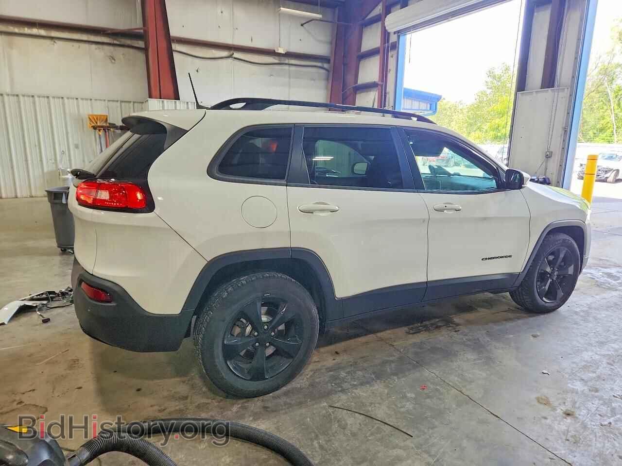 2018 JEEP CHEROKEE - VIN: 1C4PJMDB2JD521004 - Photo 3