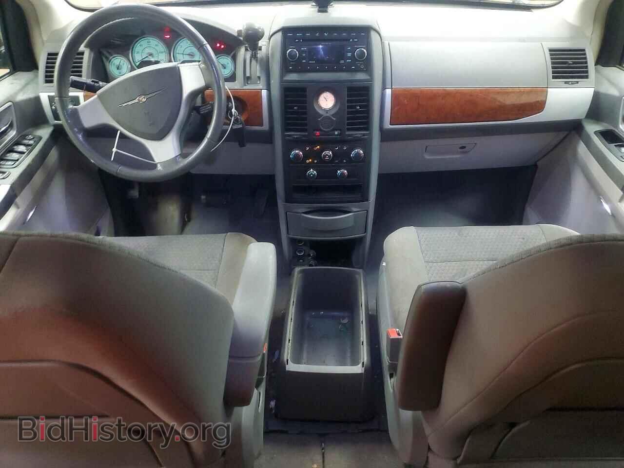 2008 CHRYSLER MINIVAN - VIN: 2A8HR54P18R746965 - Photo 8