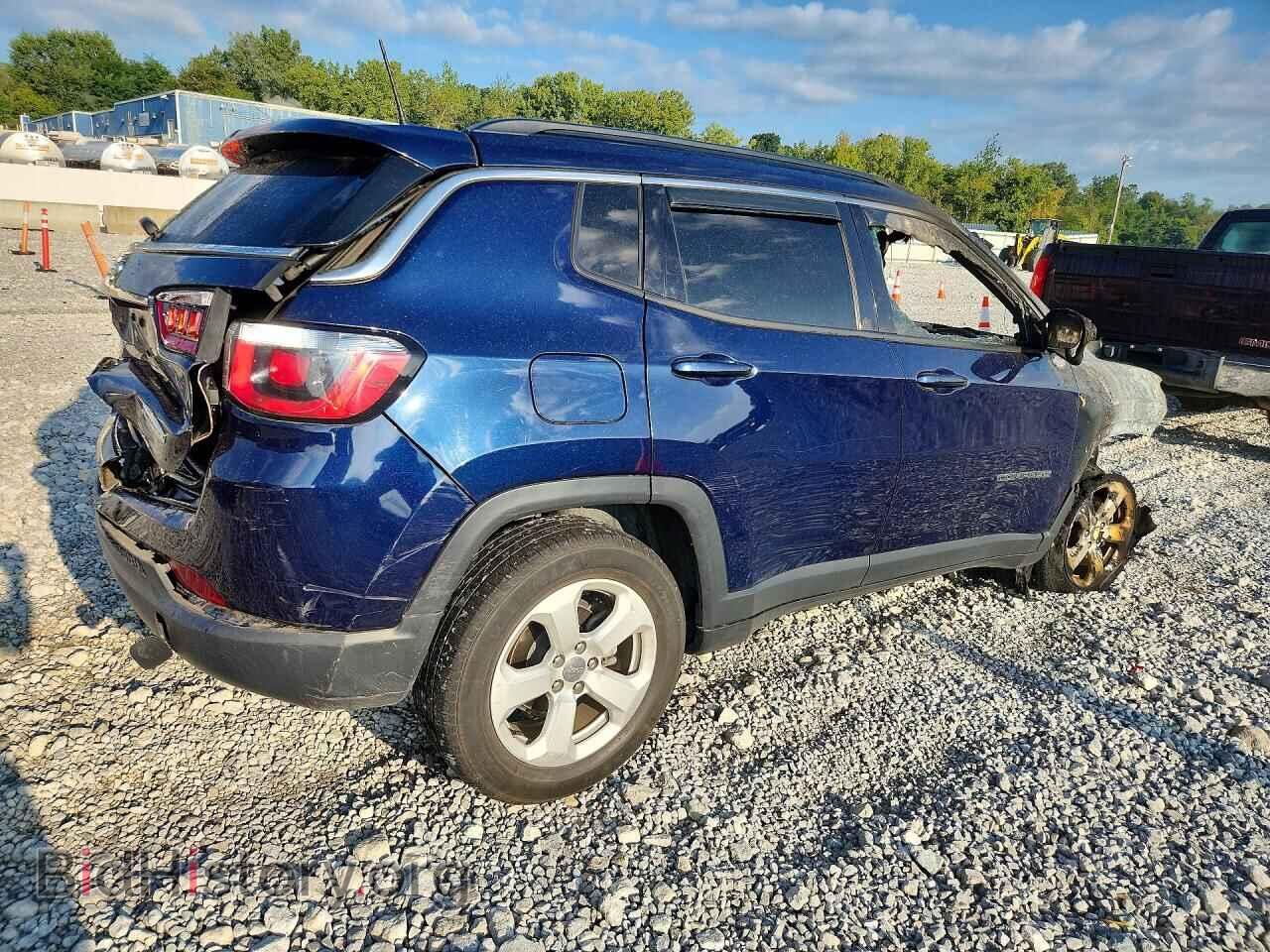 2019 JEEP COMPASS - VIN: 3C4NJDBB8KT674895 - Photo 3