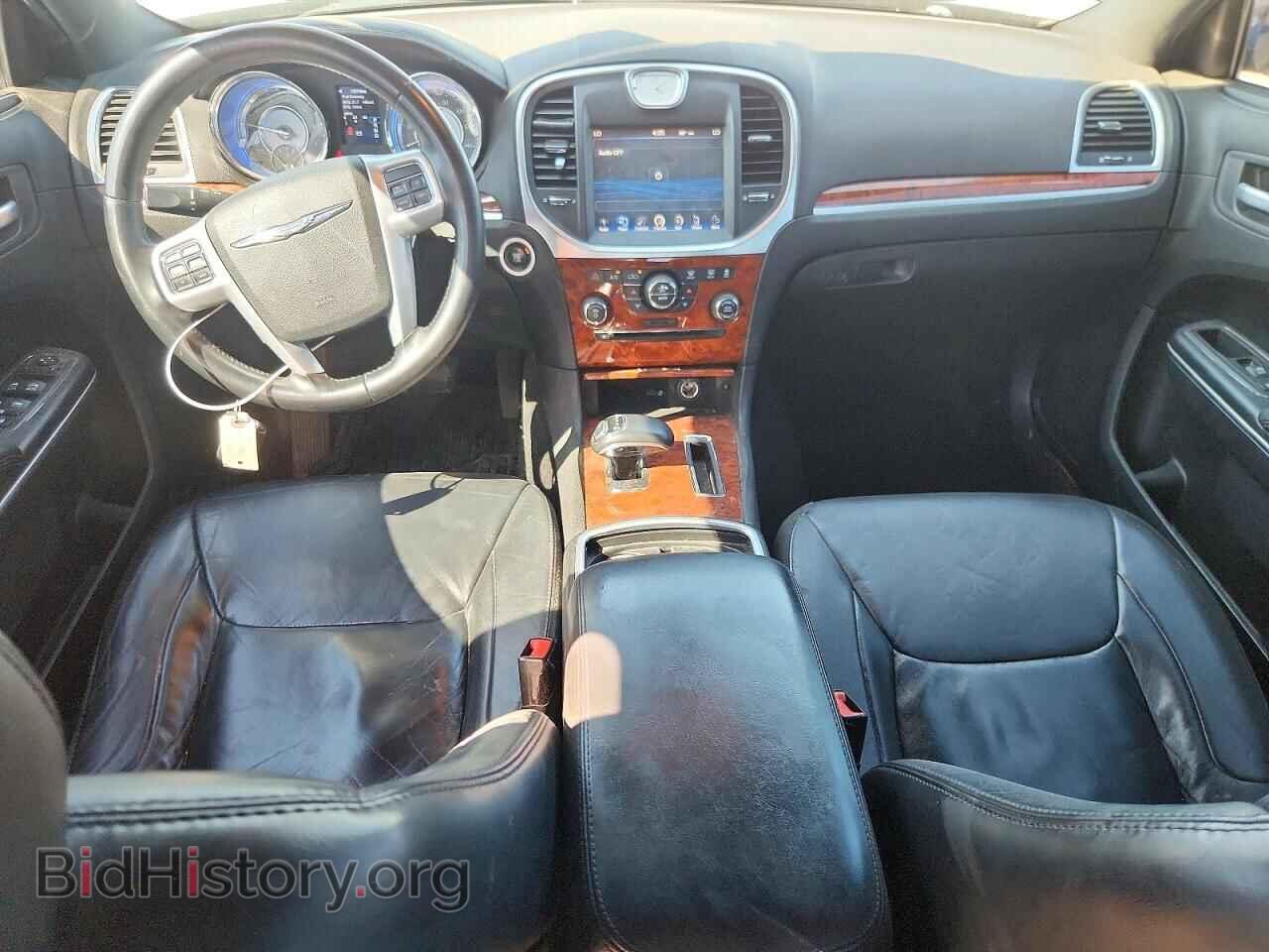 2011 CHRYSLER 300 - VIN: 2C3CK6CT2BH523927 - Фото 8