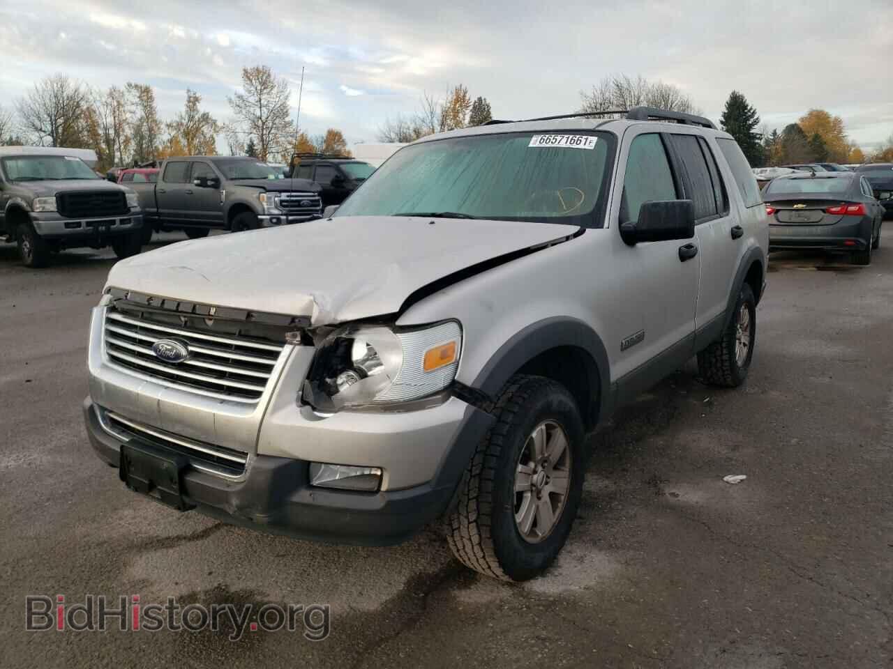 2006 FORD EXPLORER - VIN: 1FMEU63E76UA69690 - Фото 2