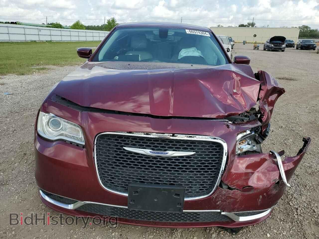 2019 CHRYSLER 300 - VIN: 2C3CCAAG7KH556086 - Фото 5