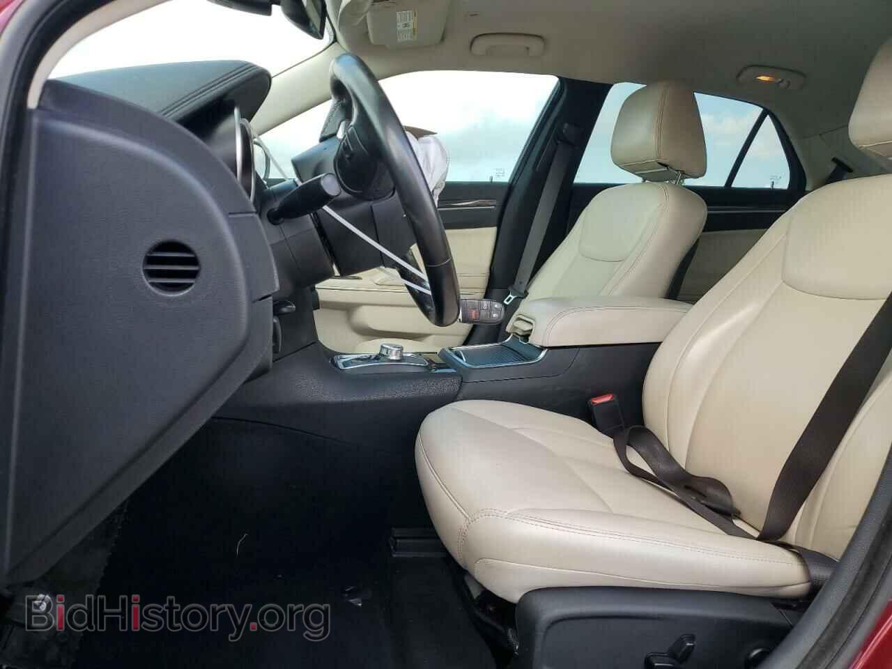 2019 CHRYSLER 300 - VIN: 2C3CCAAG7KH556086 - Фото 7