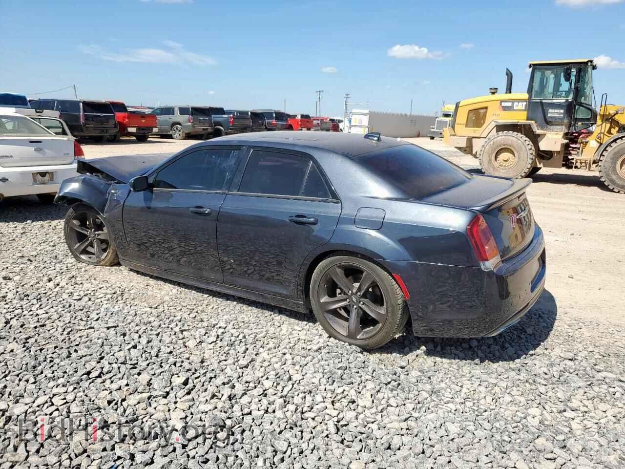 2018 CHRYSLER 300 - VIN: 2C3CCABG7JH240300 - Фото 2