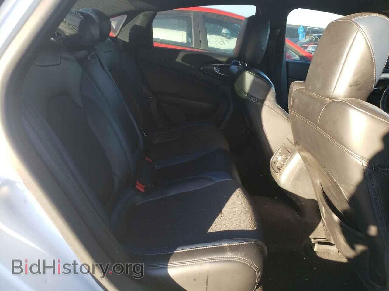 2016 CHRYSLER 200 - VIN: 1C3CCCDG4GN142821 - Фото 6