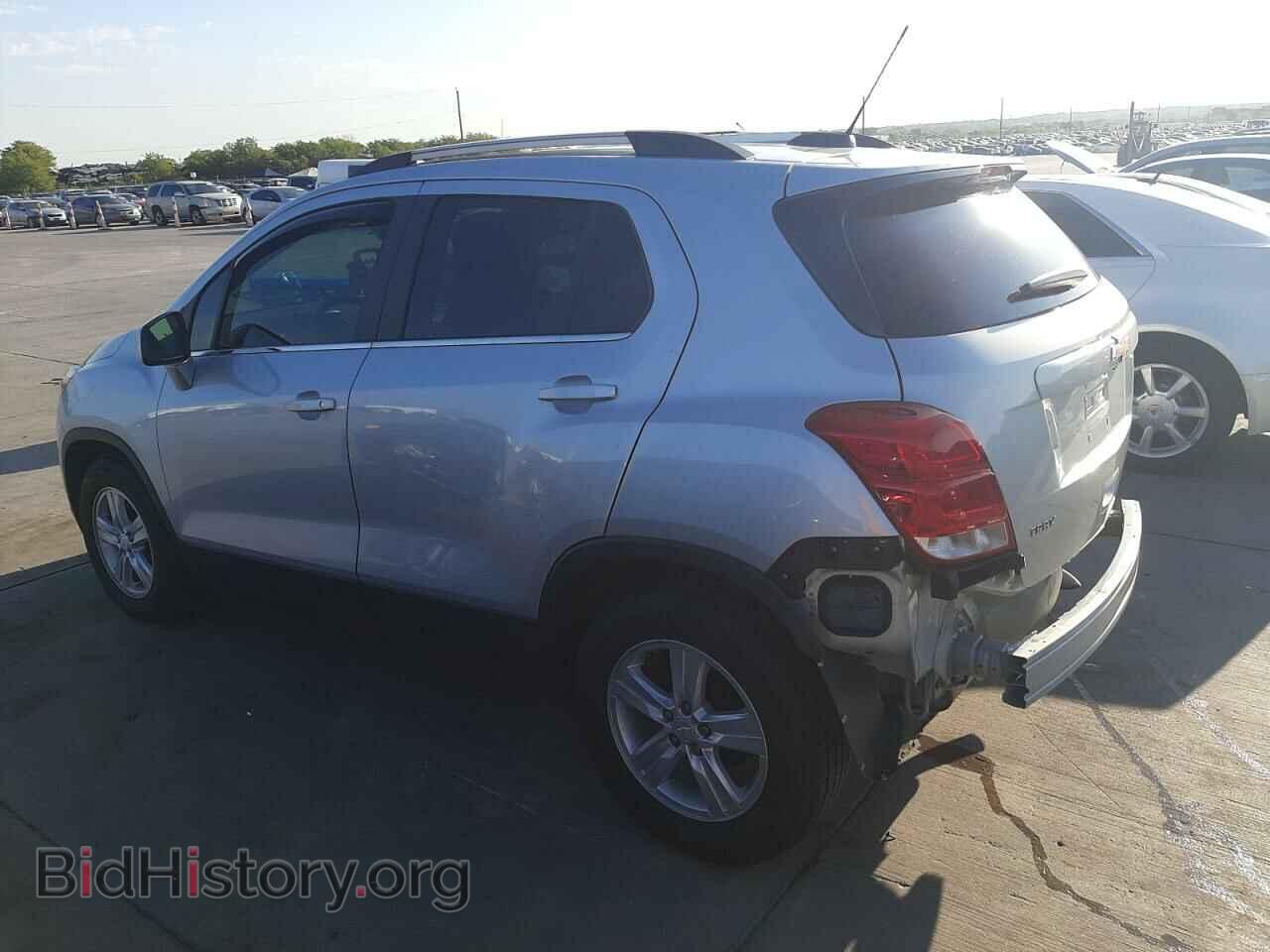 2020 CHEVROLET TRAX - VIN: 3GNCJLSB3LL326917 - Фото 2