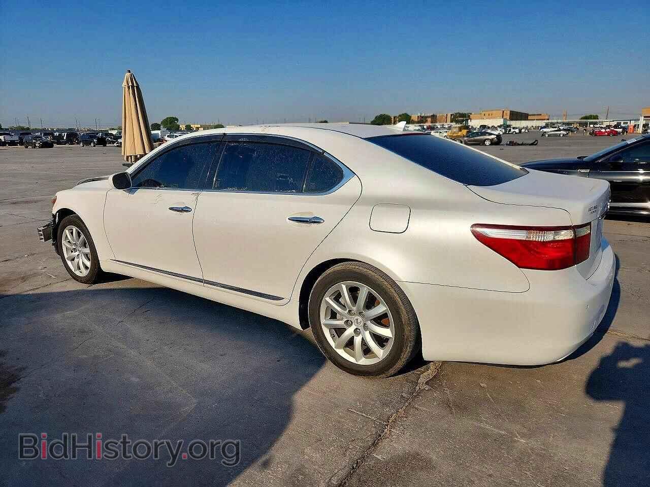 2007 LEXUS LS460 - VIN: JTHGL46FX75002777 - Photo 2