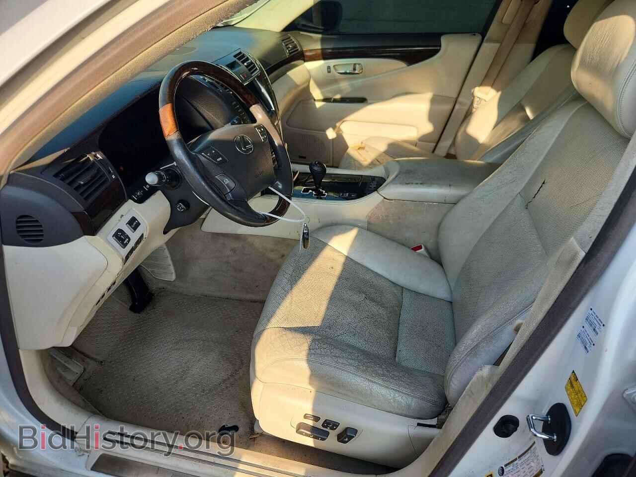 2007 LEXUS LS460 - VIN: JTHGL46FX75002777 - Photo 7