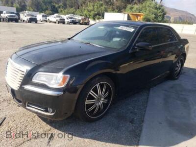 2013 Chrysler 300, черный — VIN 2C3CCAAG6DH577479, Copart