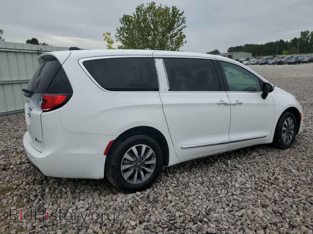 2023 CHRYSLER PACIFICA - VIN: 2C4RC1S74PR608943 - Фото 3