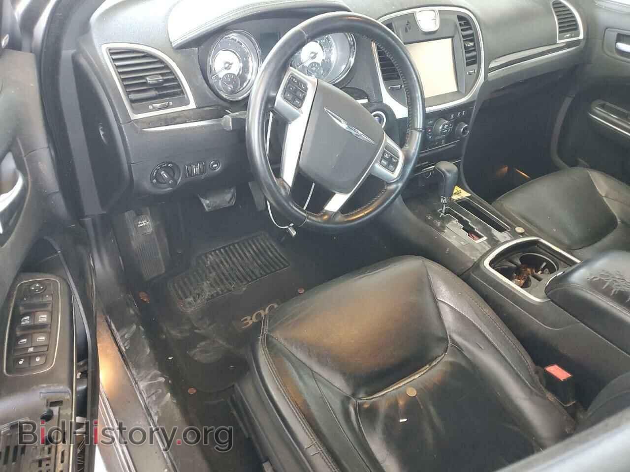 2011 CHRYSLER 300 - VIN: 2C3CA5CG2BH537987 - Фото 8