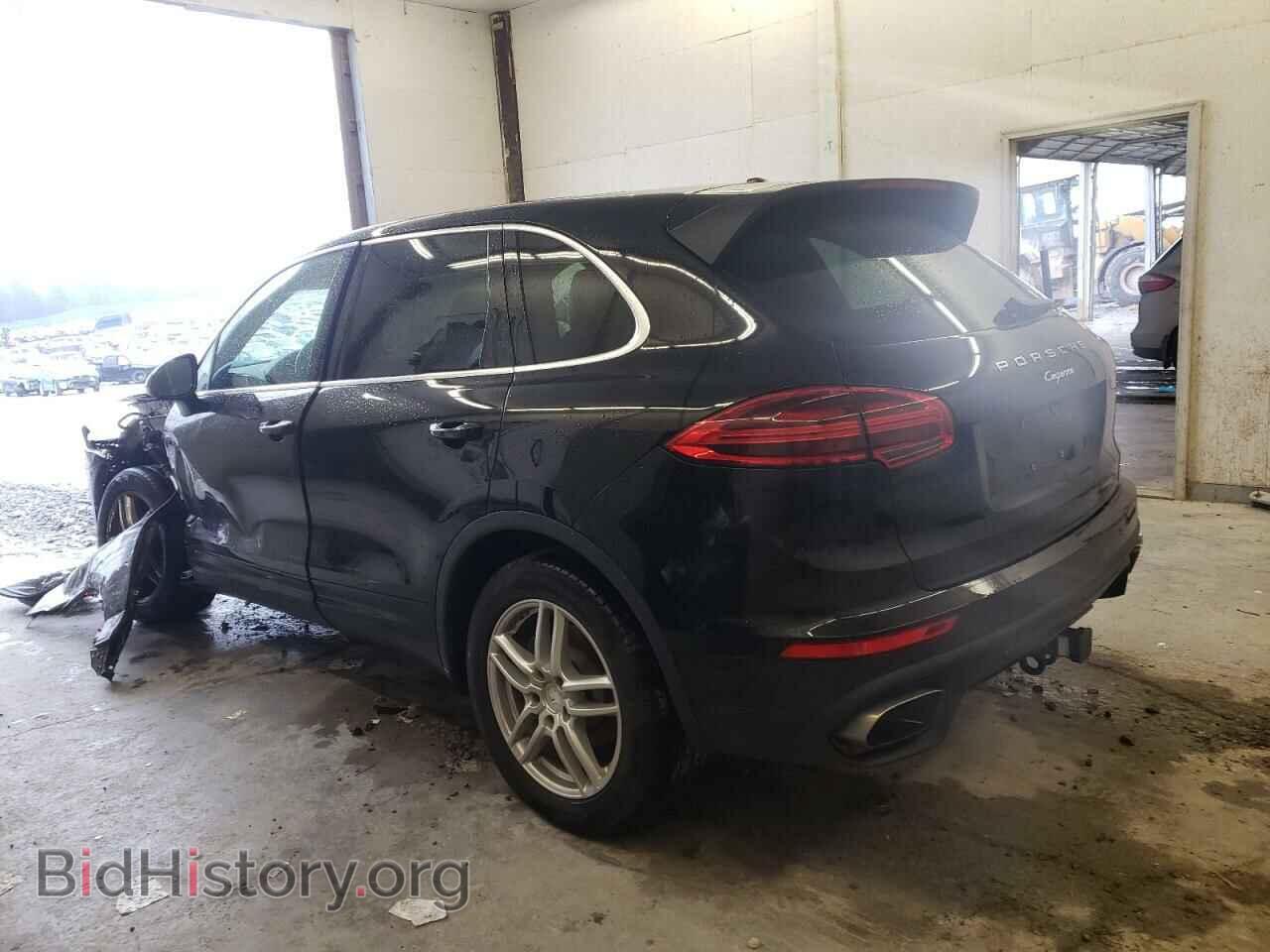 2017 PORSCHE CAYENNE - VIN: WP1AA2A27HKA89318 - Фото 2