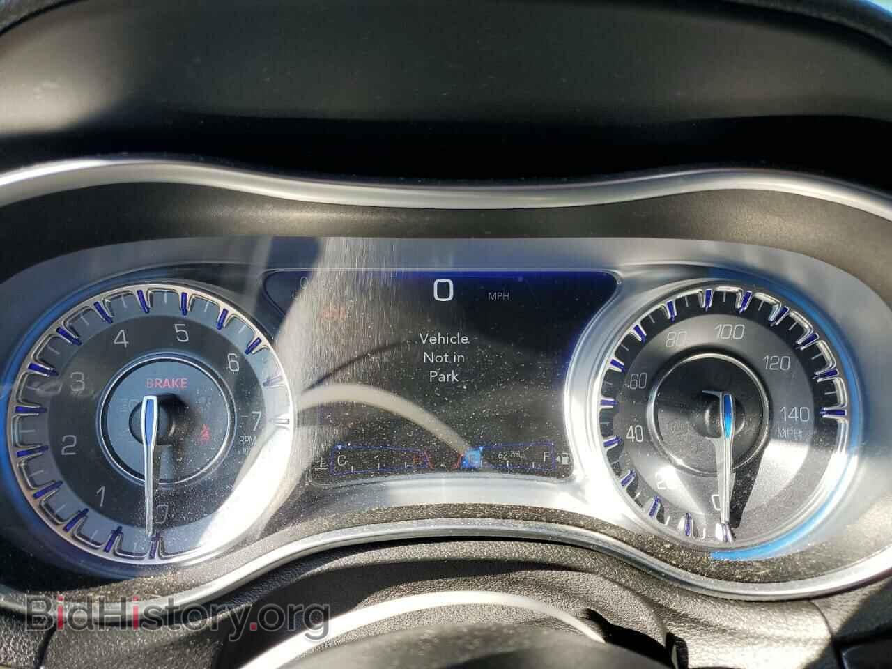 2017 CHRYSLER 300 - VIN: 2C3CCAEGXHH564640 - Фото 9