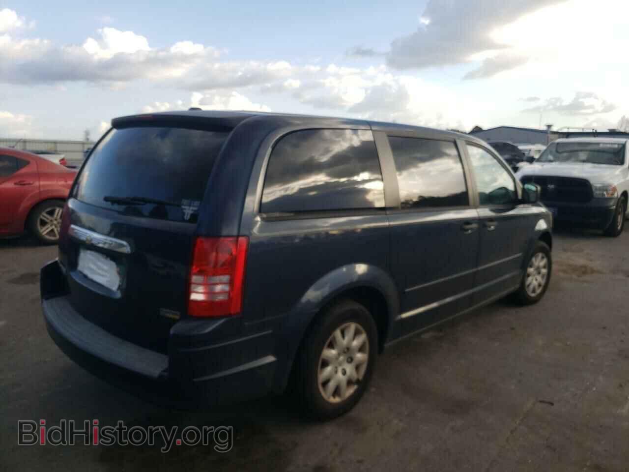2008 CHRYSLER MINIVAN - VIN: 2A8HR44HX8R619084 - Фото 4