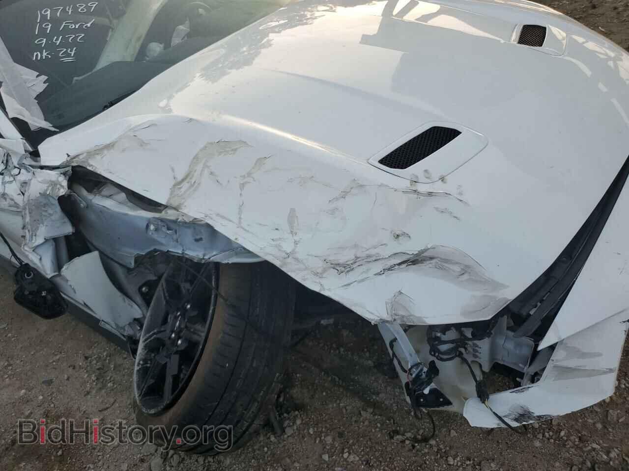 2019 FORD MUSTANG - VIN: 1FA6P8CF9K5197489 - Фото 9