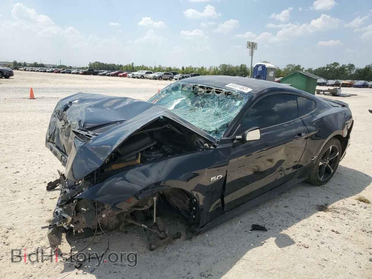 Photo 1FA6P8CF0M5126880 - FORD MUSTANG 2021