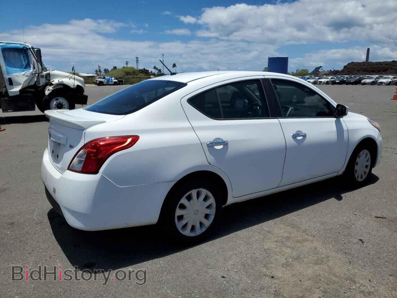 2019 NISSAN VERSA - VIN: 3N1CN7AP3KL832556 - Фото 3
