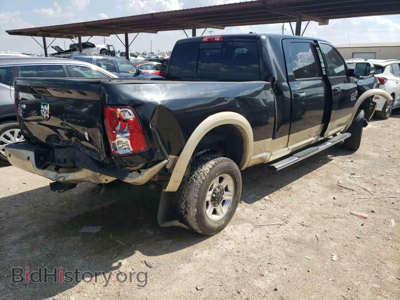 2011 DODGE All Models - VIN: 3D7UT2HL3BG584384 - Photo 3