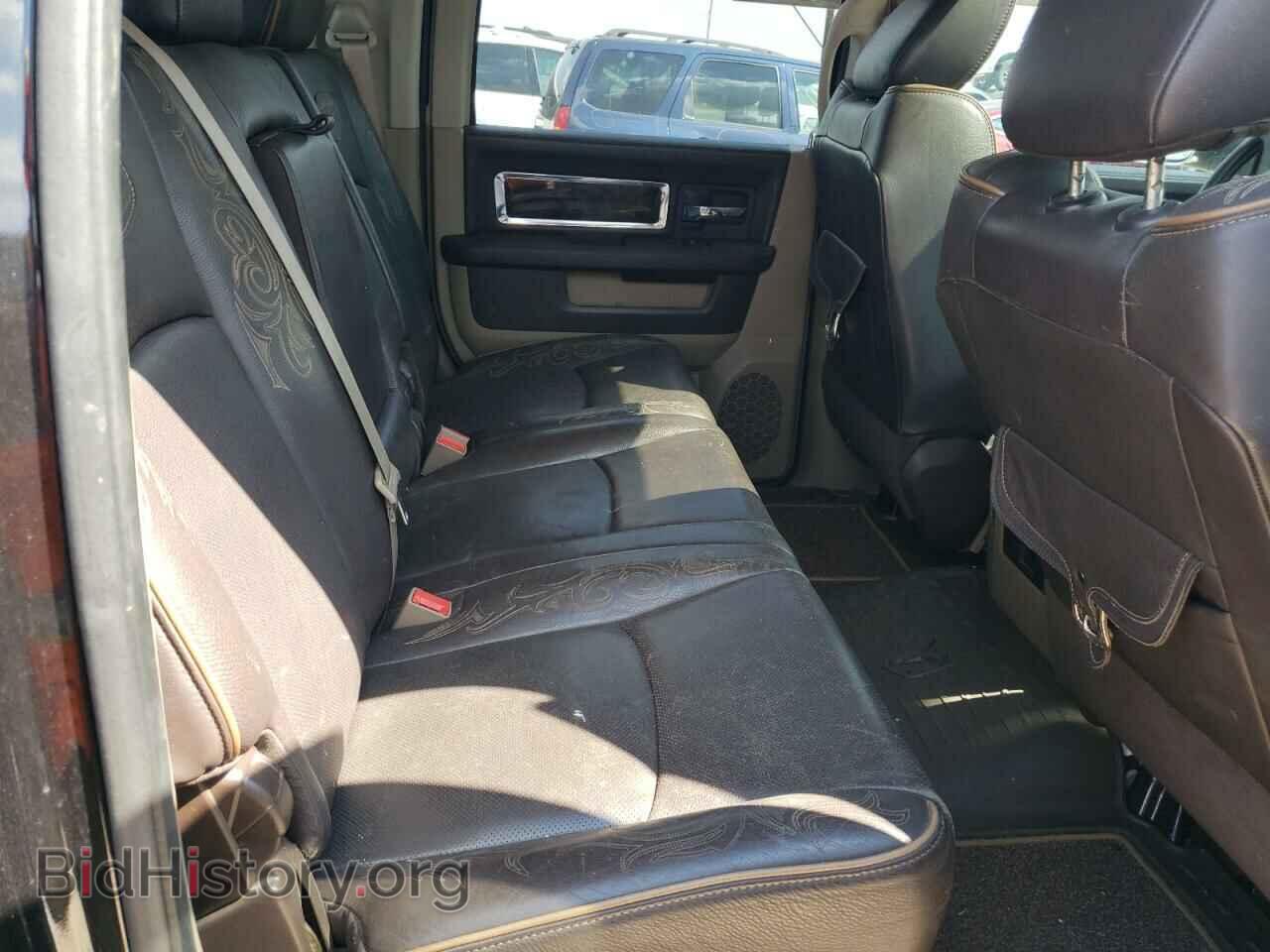 2011 DODGE All Models - VIN: 3D7UT2HL3BG584384 - Photo 10