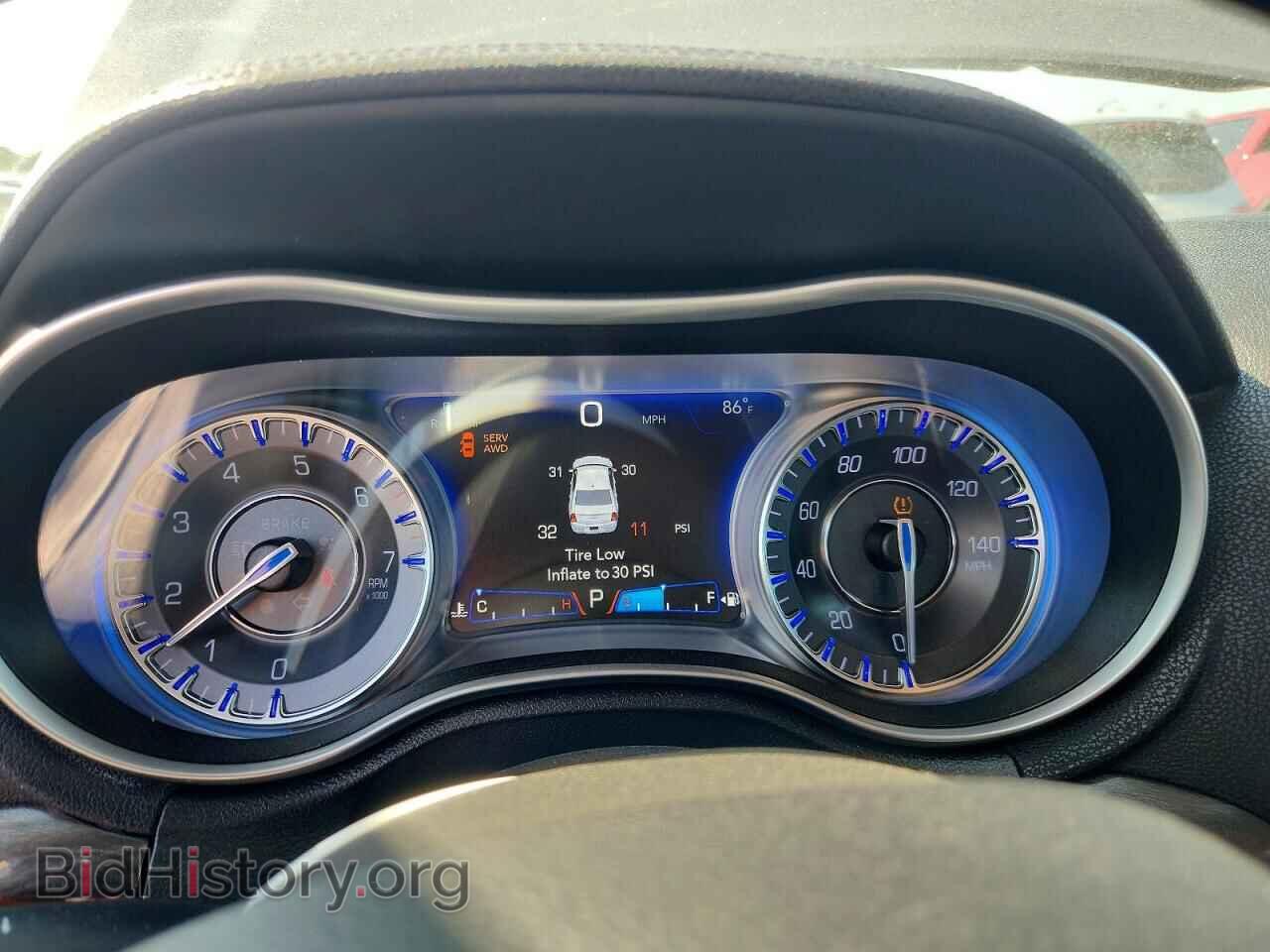 2018 CHRYSLER 300 - VIN: 2C3CCARG7JH324865 - Photo 9