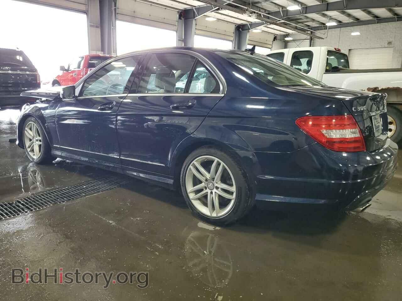 2012 MERCEDES-BENZ C-CLASS - VIN: WDDGF8BB0CA721031 - Фото 2