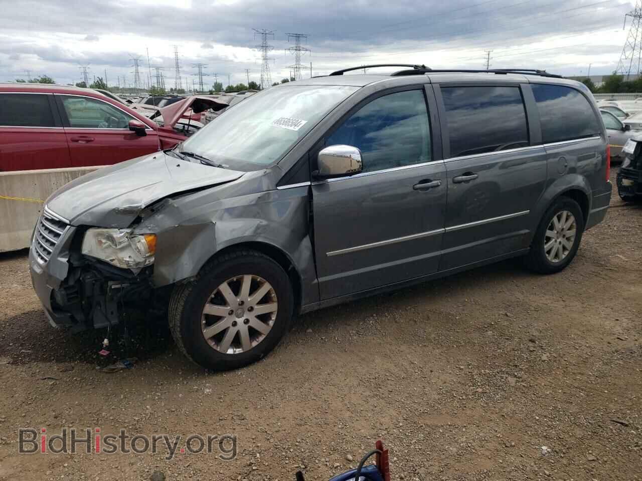 Фотография 2A4RR8DX8AR360444 - CHRYSLER MINIVAN 2010