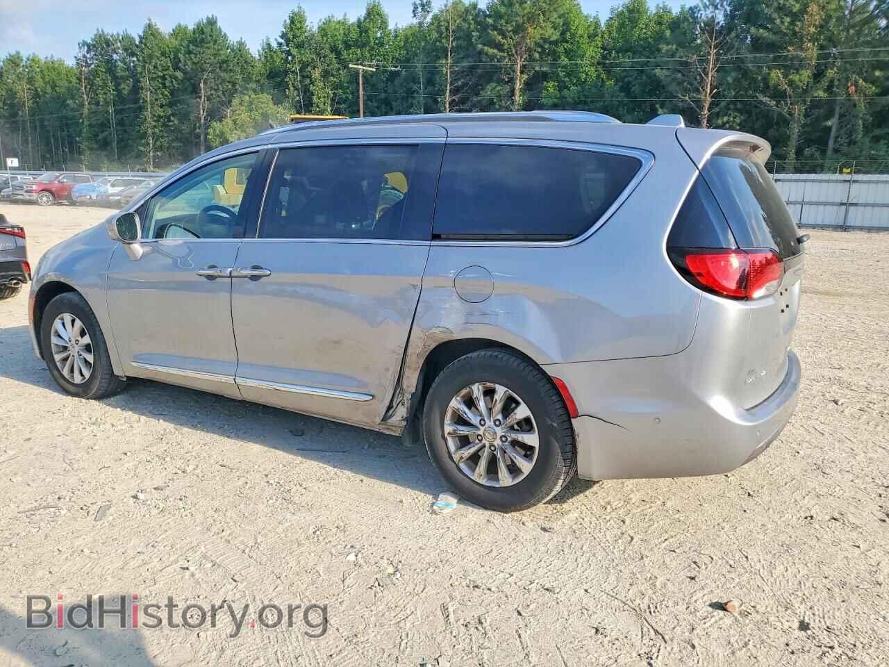 2018 CHRYSLER PACIFICA - VIN: 2C4RC1BG2JR112255 - Photo 2