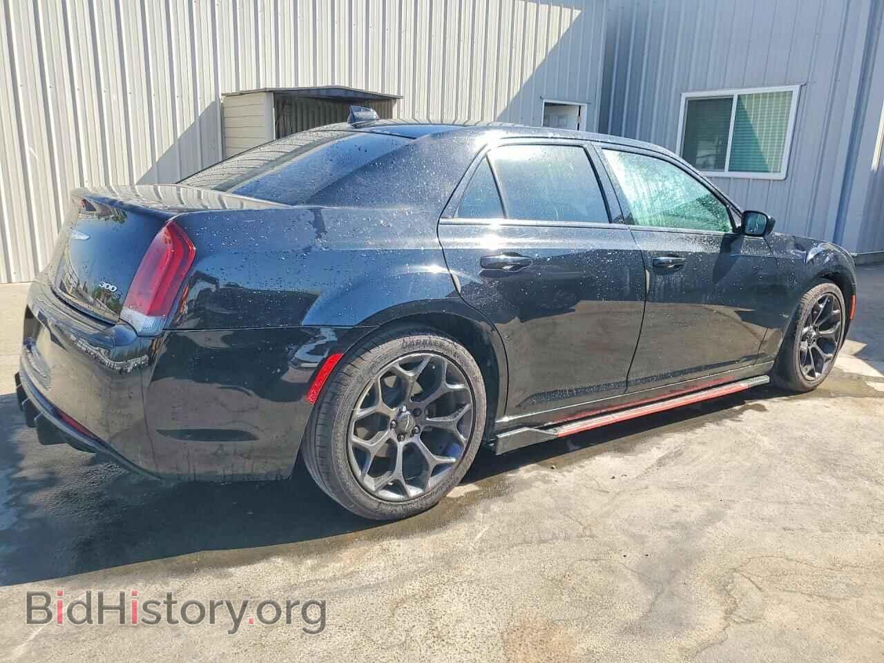 2019 CHRYSLER 300 - VIN: 2C3CCABG2KH634028 - Фото 3