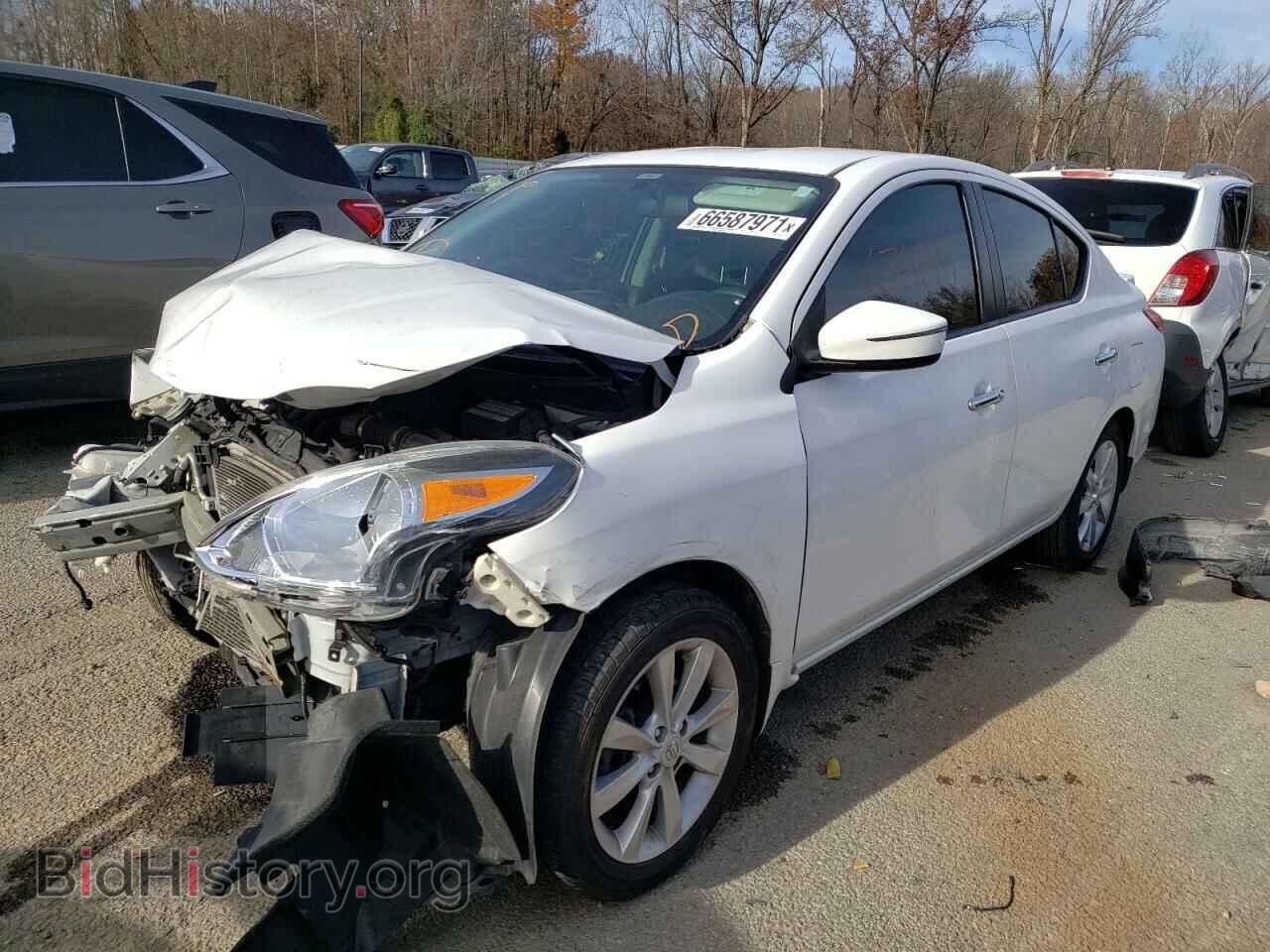 2017 NISSAN VERSA - VIN: 3N1CN7AP3HL822702 - Фото 2
