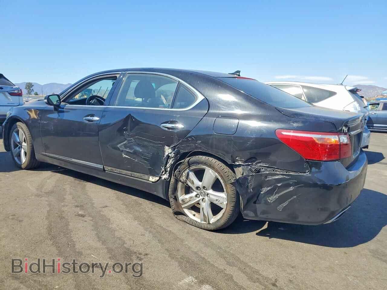2012 LEXUS LS460 - VIN: JTHGL5EF2C5045057 - Photo 2