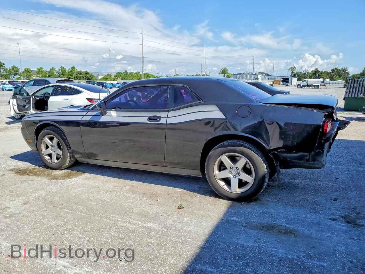 2010 DODGE CHALLENGER - VIN: 2B3CJ4DV4AH322842 - Photo 2