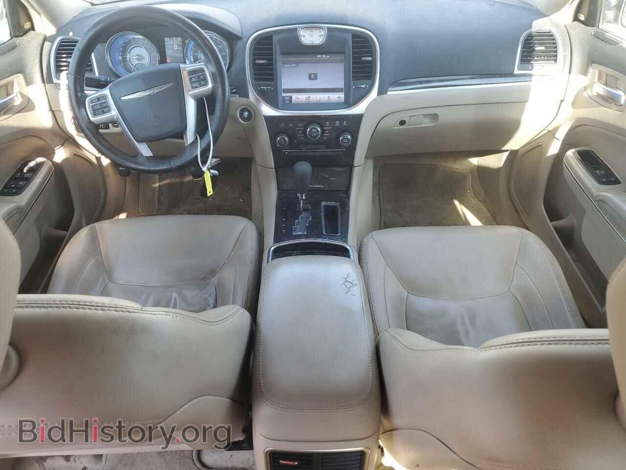 2011 CHRYSLER 300 - VIN: 2C3CA5CG2BH529307 - Фото 8