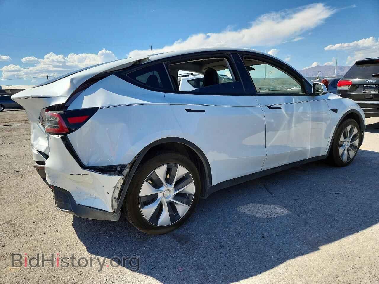2022 TESLA MODEL Y - VIN: 7SAYGDEE3NF374981 - Photo 3
