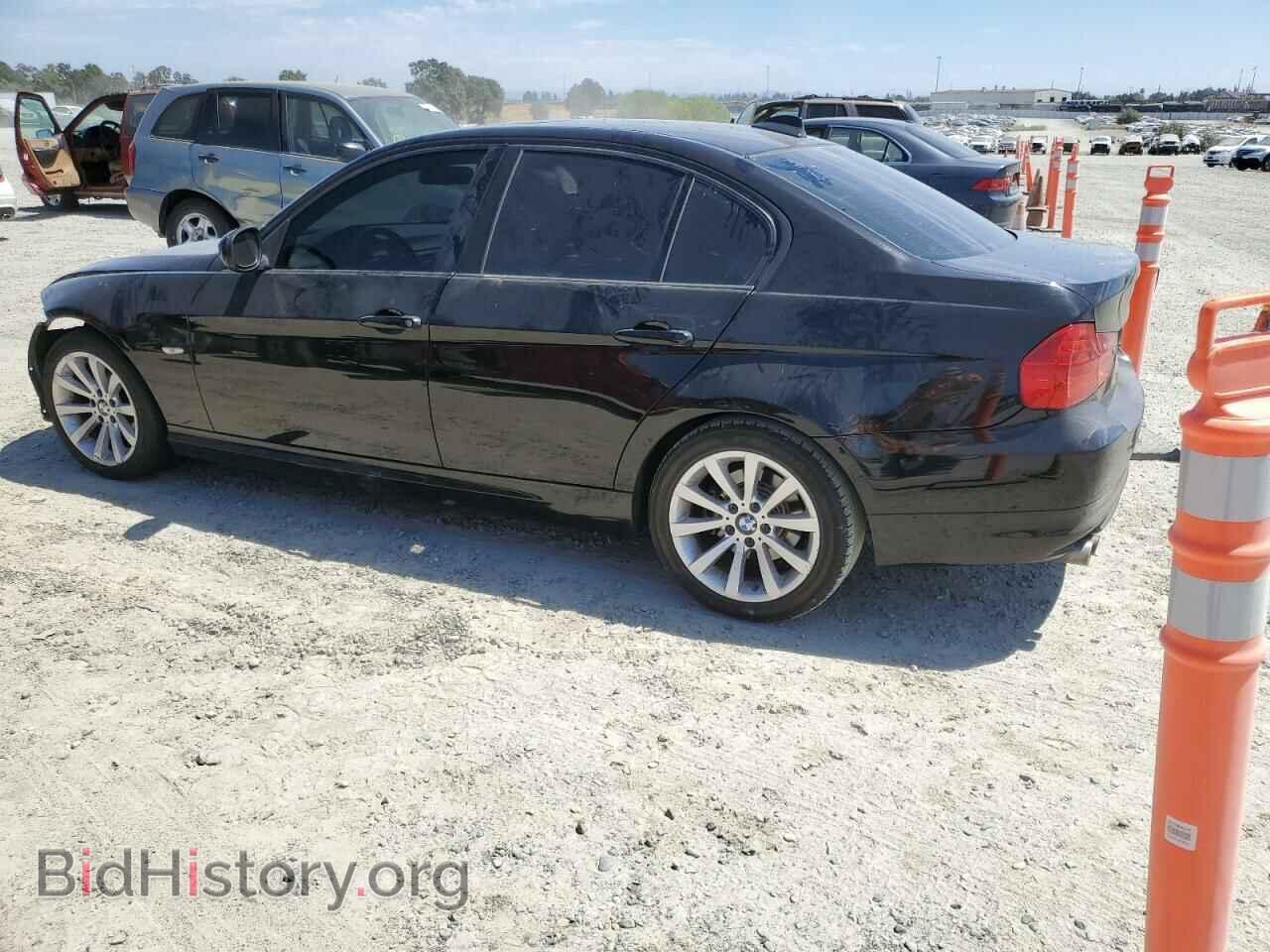 2011 BMW 3 SERIES - VIN: WBAPH7G52BNM55663 - Фото 2