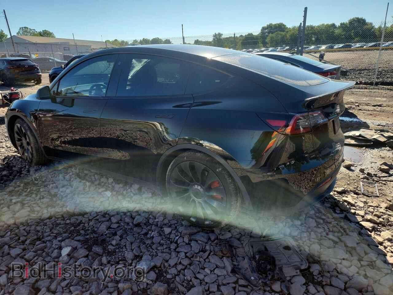 2022 TESLA MODEL Y - VIN: 7SAYGDEF1NF530265 - Photo 2